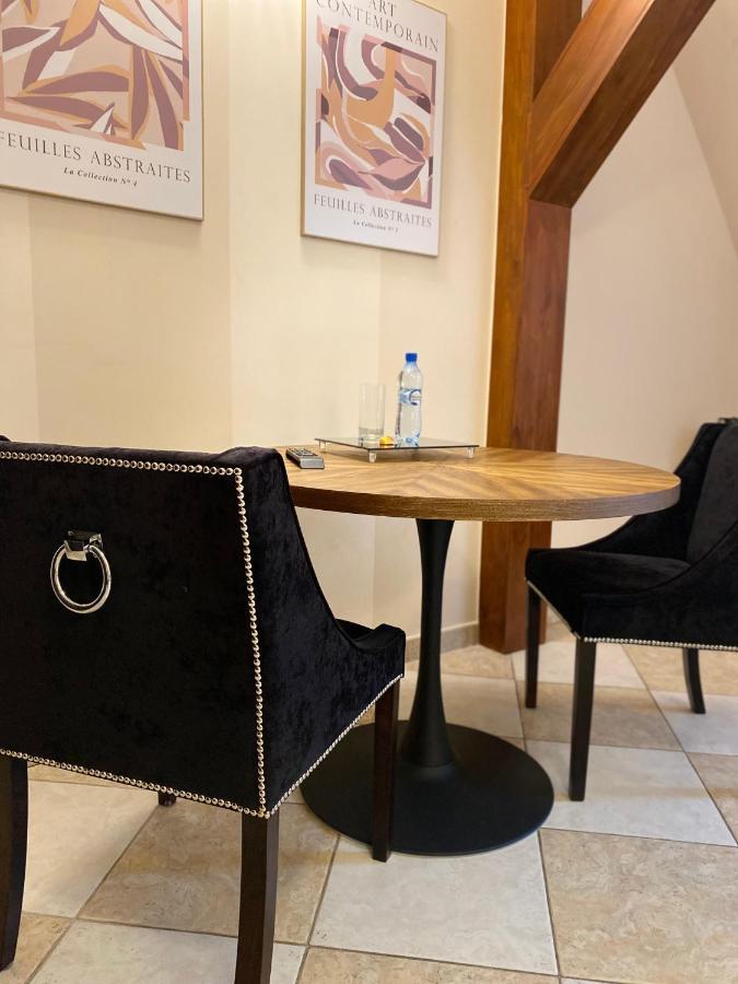 Palac Jablonowo Acomodação com café da manhã Ujście Exterior foto